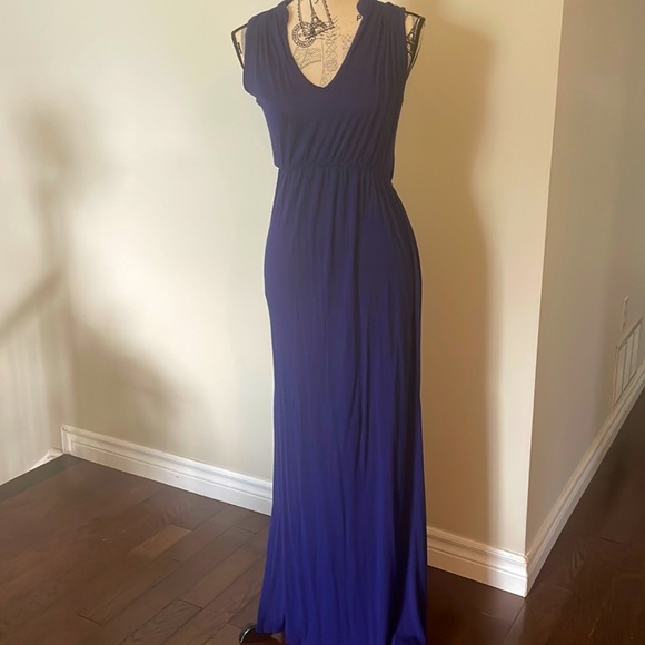 CASUAL NAVY MAXI DRESS - Picture 2 of 6